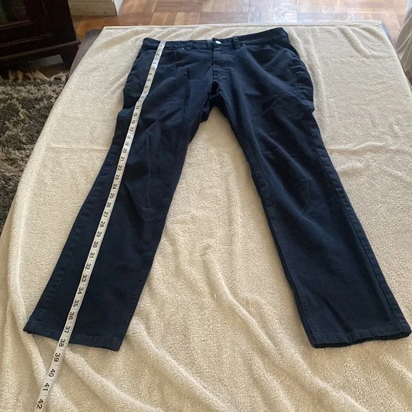 Everlane great Elastane/cotton blend bluish pants. So comfy and flattering. - Picture 6 of 15